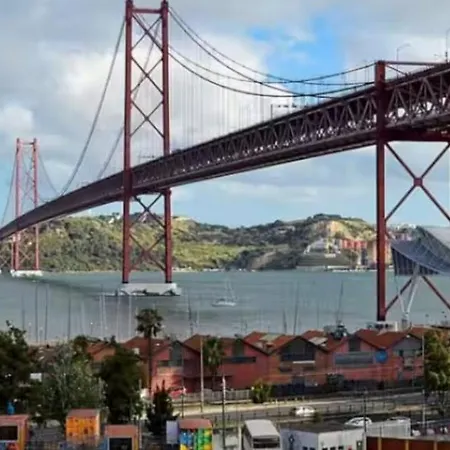 Alcantara Trendy Retreat * Lisbon