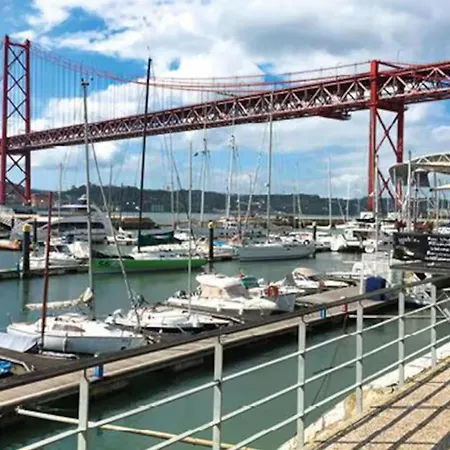 Alcantara Trendy Retreat 아파트 *